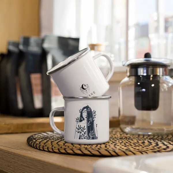 Le Seuil Encre — Mug émaillé Ilvane